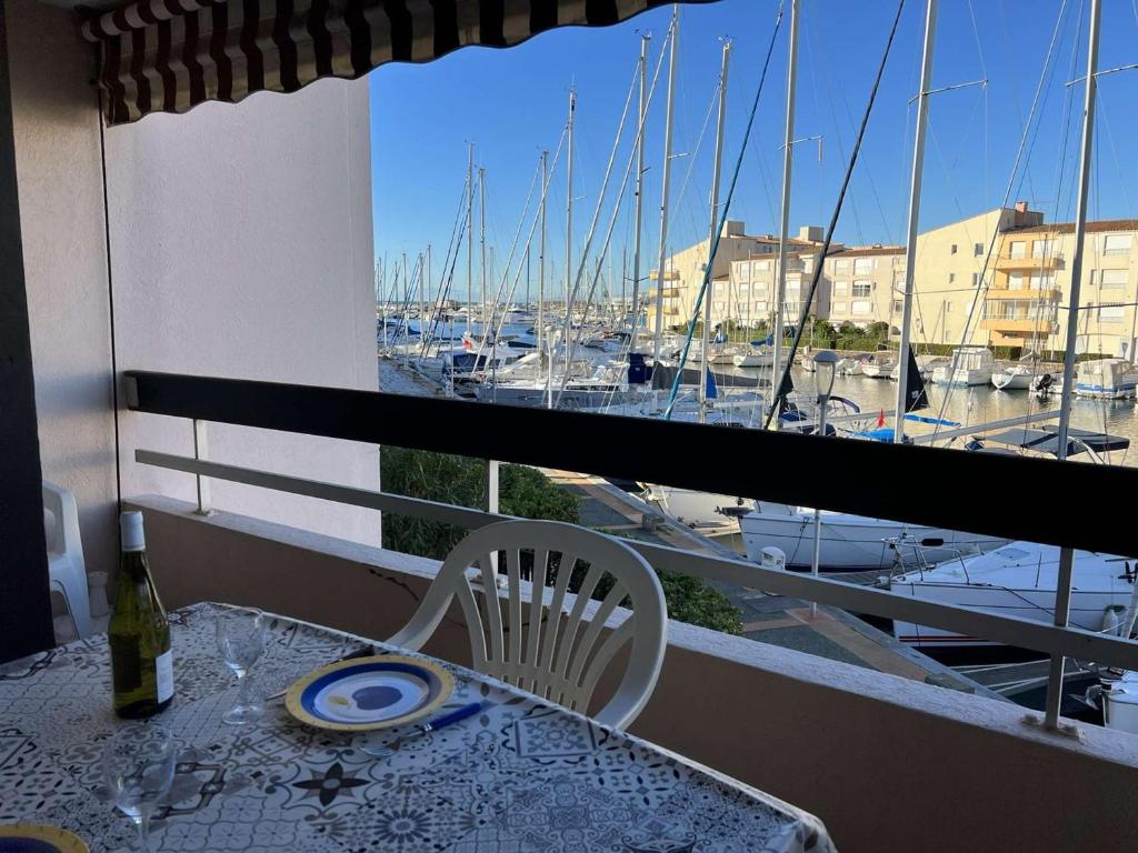 Studio Cap d'Agde, 1 pièce, 4 personnes - FR-1-702-44 1 AVENUE DE LA JETEE BAT G - APPT 271 - 1ER, 34300 Le Cap d\'Agde
