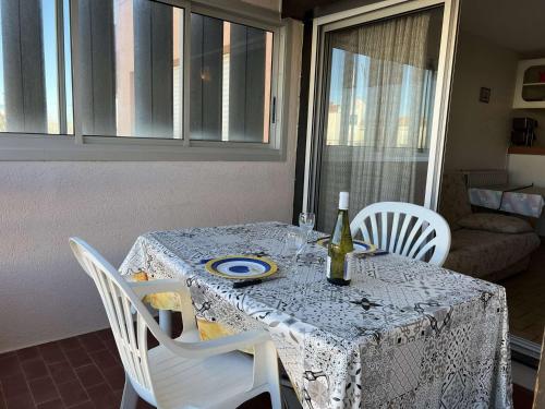Studio Cap d'Agde, 1 pièce, 4 personnes - FR-1-702-44