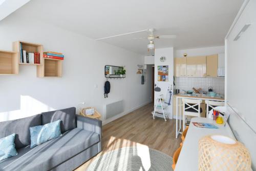 Studio Carnon, plage, port et commerces à 2 pas
