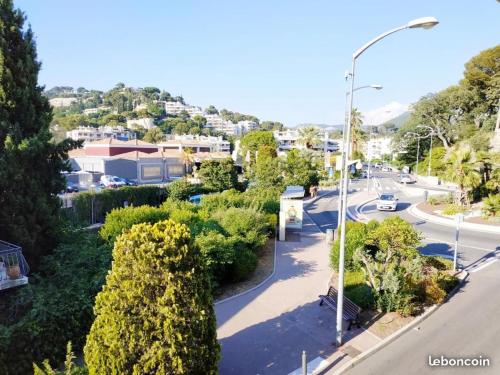 STUDIO CASSIS