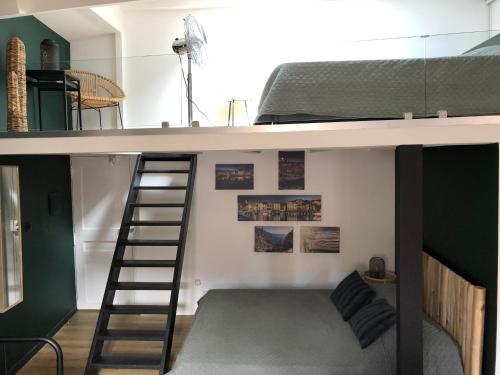 studio Cassis Rastit