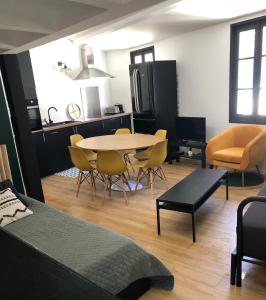 studio Cassis Rastit
