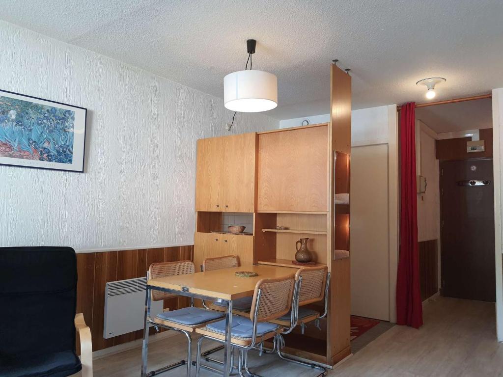 Appartement Studio Cauterets, 1 pièce, 4 personnes - FR-1-401-236 2 Rue de la féria Entrée côté Hôtel Résidence du lys 65110 Cauterets