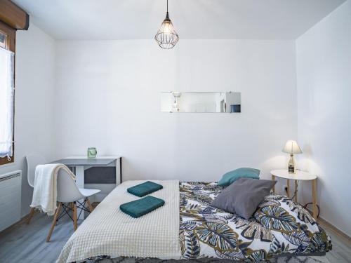 Studio CDG - Parking Public Gratuit - Prox Outlet et Troyes