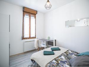 Studio CDG - Parking Public Gratuit - Prox Outlet et Troyes