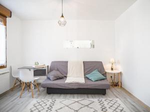 Studio CDG - Parking Public Gratuit - Prox Outlet et Troyes