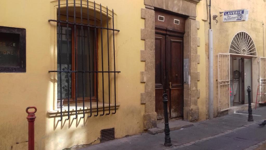 Appartement studio centre d Aix 9 Rue des Bernardines 13100 Aix-en-Provence