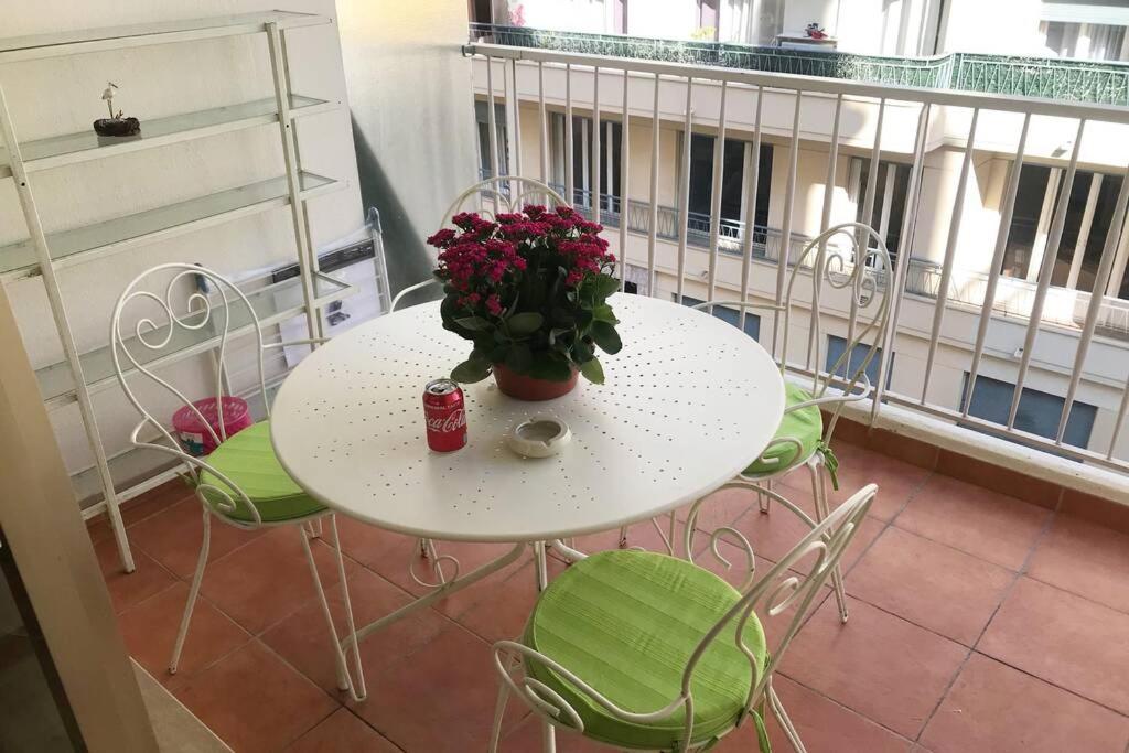 studio centre nice proche de mer 18 Avenue Gay, 06000 Nice