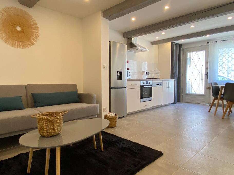 Studio Centre Port + Piscine