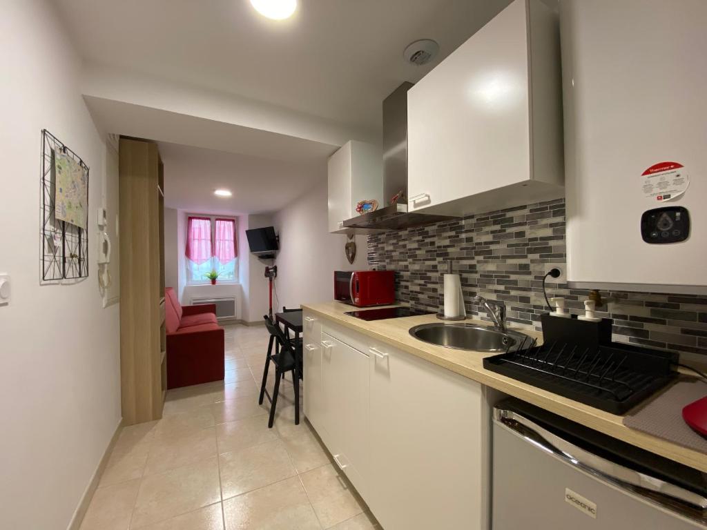 Studio Centre Ville Appartement N°1 Rez-de-chaussée 6 Rue Xerri Karrika, 64250 Cambo-les-Bains