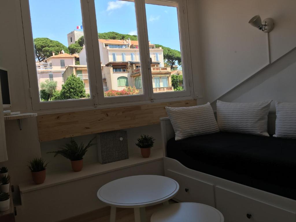 Studio centre ville Cannes 200 mètres des plages du midi 60 Rue Georges Clemenceau, 06400 Cannes