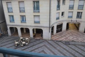 Appartement STUDIO CENTRE VILLE COMPIÈGNE résidence cour du roi ,2 eme étage,appartement 23 12 Rue des Bonnetiers 60200 Compiègne Picardie