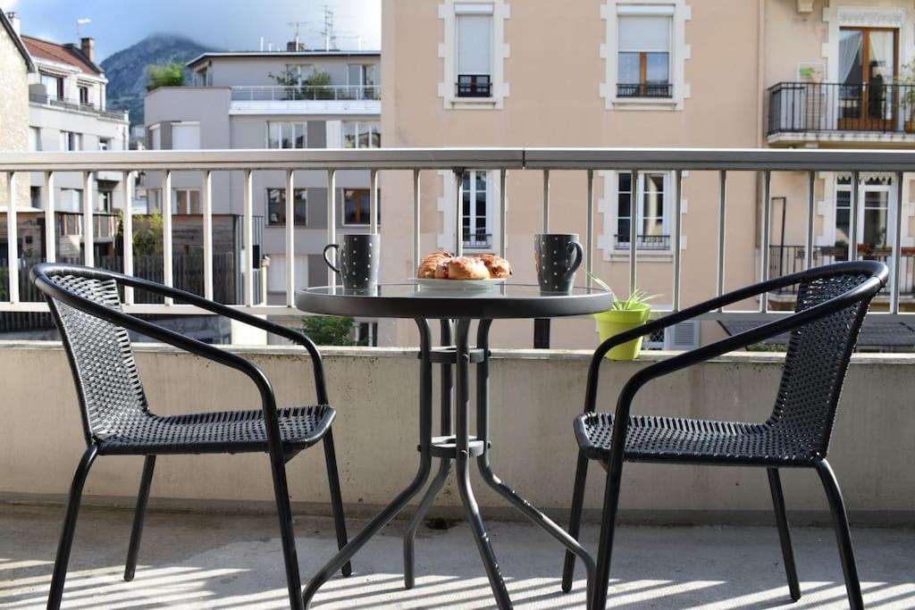 Appartement Studio Championnet, piscine, balcon, haut confort 15 Rue des Bergers 38000 Grenoble