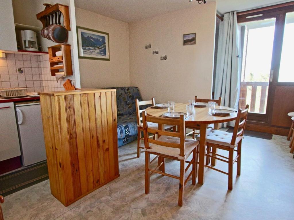 Appartement Studio Chamrousse, 1 pièce, 4 personnes - FR-1-340-23 1164 Route De La Croisette -  - Roche Beranger 38410 Chamrousse