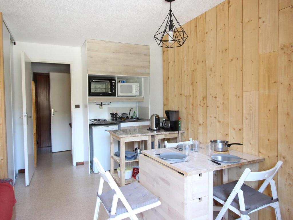 Appartement Studio Chamrousse, 1 pièce, 4 personnes - FR-1-340-269 12 Place du Vernon 38410 Chamrousse