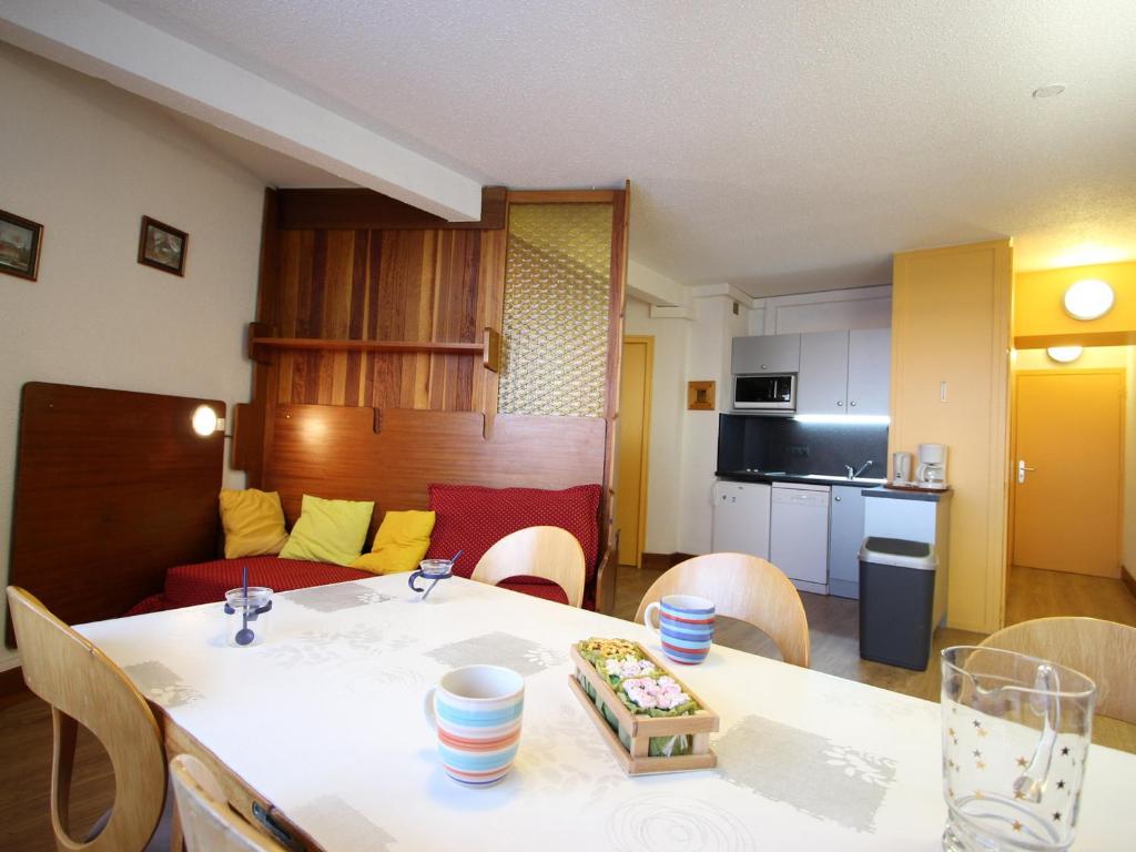 Appartement Studio Chamrousse, 1 pièce, 4 personnes - FR-1-549-91 390 Rue du pere tasse 38410 Chamrousse