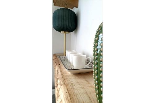 STUDIO CHARMANT-CONFORT-HYPERCENTRE-METRO-WIFI