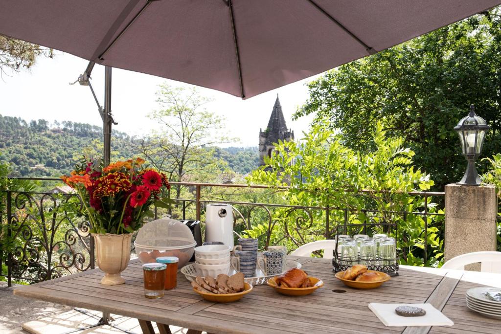 studio charmant et cosy refait à neuf