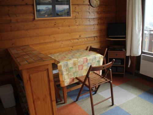 Studio Châtel, 1 pièce, 3 personnes - FR-1-200-209