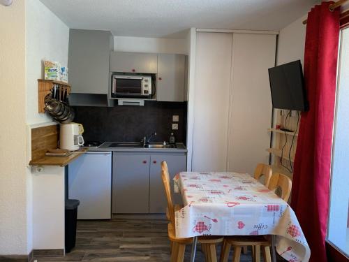 Studio Châtel, 1 pièce, 4 personnes - FR-1-198-234
