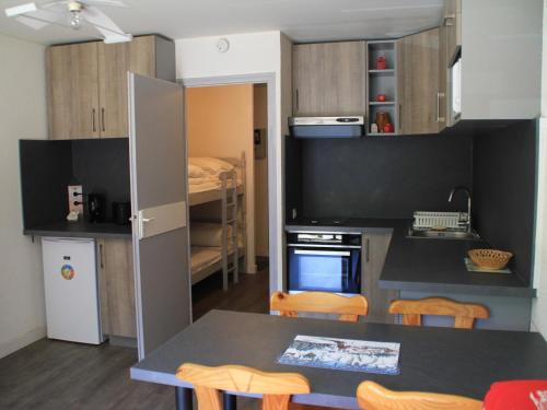 Studio Châtel, 1 pièce, 4 personnes - FR-1-200-203