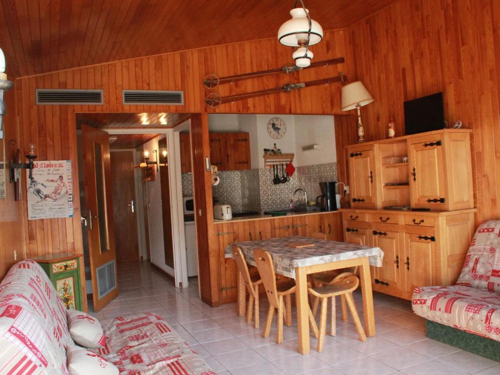 Studio Châtel, 1 pièce, 4 personnes - FR-1-200-266 121 Chemin Sous Le Cret - -, 74390 Châtel