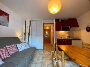 Appartement Studio Châtel, 1 pièce, 4 personnes - FR-1-693-59 861 Route des Freinets 74390 Châtel Rhône-Alpes