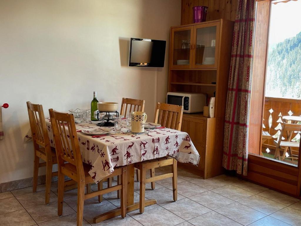 Appartement Studio Châtel, 1 pièce, 4 personnes - FR-1-693-66 171 Route des Freinets 74390 Châtel