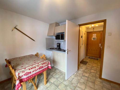 Studio Châtel, 1 pièce, 4 personnes - FR-1-693-78