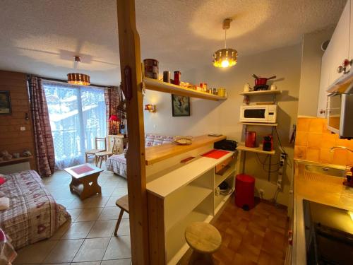 Studio Châtel, 1 pièce, 4 personnes - FR-1-693-82