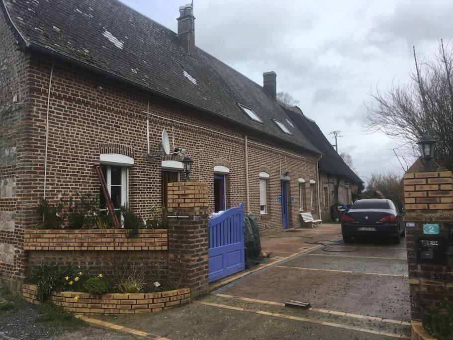 Studio Cheminée Normande 2 Rue du Four, 76450 Crasville-la-Mallet