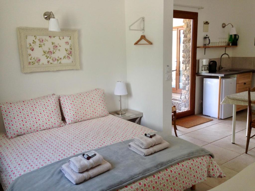 Appartement Studio Chez Mary Lieu dit Les Andrieux Gîte Chez Mary 05230 Chorges