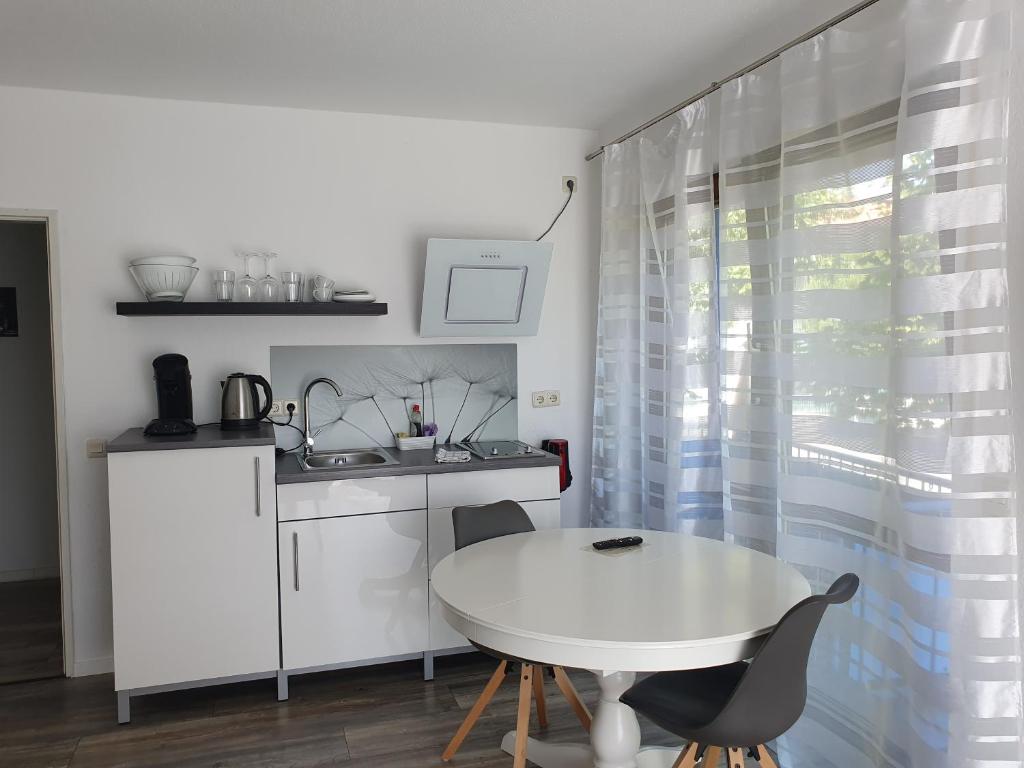 Appartement Studio City Apartment, privat 2 Personen, 27qm, high Sp WLAN, 3 Grevestraße 33102 Paderborn