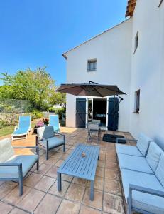 Studio classé 3 étoiles de 36 m2, indépendant dans villa avec piscine