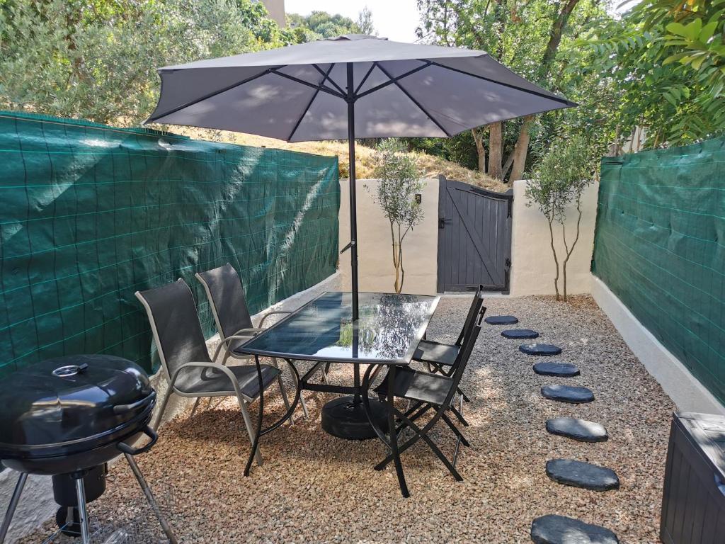 Studio clim reversible et jardin privatif au MOURILLON 160 Rue Louis Henseling, 83000 Toulon