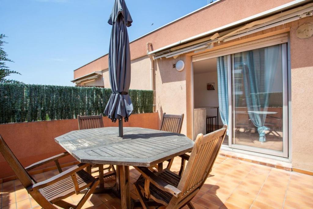 Appartement Studio climatisé proche mer avec parking 188 Avenue des Glycines 06700 Cros-de-Cagnes