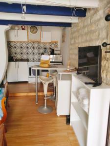 Appartement studio coconning 959 Route de la Gare 17450 Saint-Laurent-de-la-Prée -1