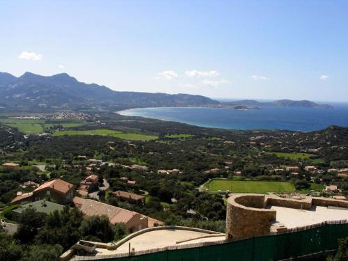 Studio Cocoon avec vue sur la baie de Calvi
