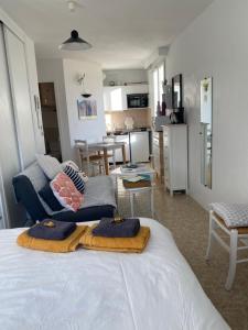 Studio cocooning