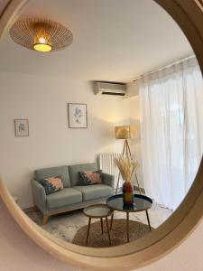 Studio Confort 35m2 Rénové, Equipé et Climatisé, tout se fait à pied!