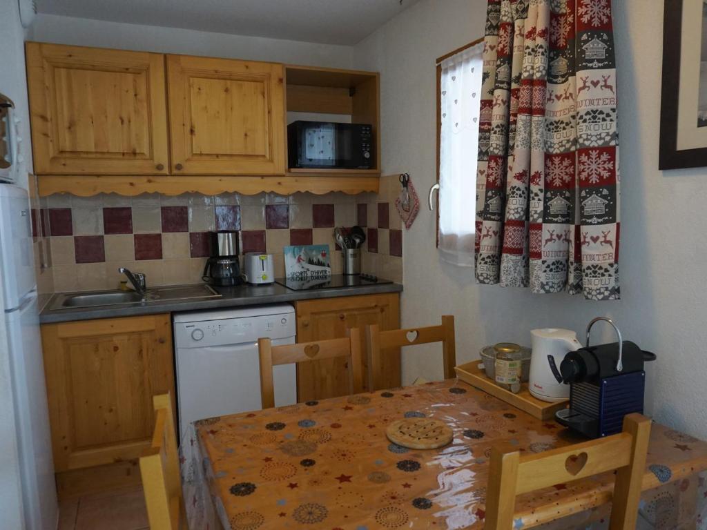 Studio Corrençon-en-Vercors, 1 pièce, 4 personnes - FR-1-515-140