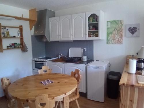 Studio Corrençon-en-Vercors, 1 pièce, 4 personnes - FR-1-515-140