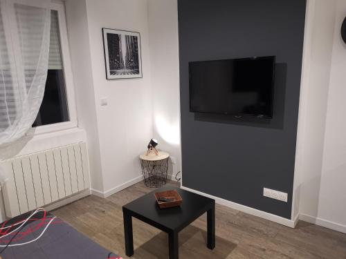 Studio cosy au pied du METRO FLACHET