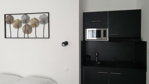 Studio cosy black