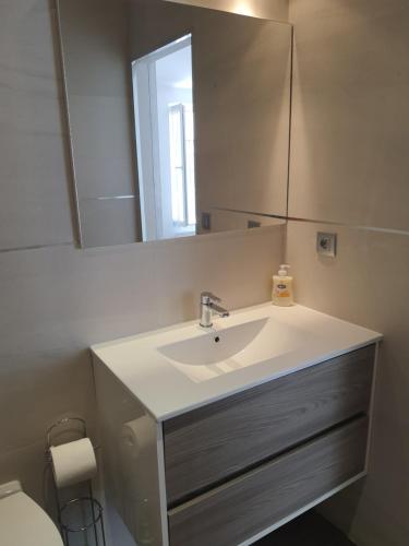 Appartement Studio cosy cannes 2 Traverse de la Colline 06400 Cannes Provence-Alpes-Côte d\'Azur