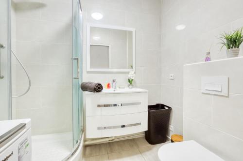 Studio cosy et lumineux Portes de Paris (5’ du métro)