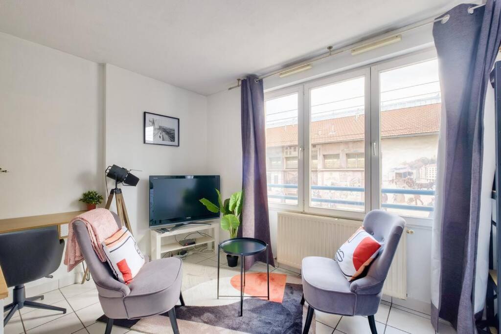 Appartement Studio cosy idéal pour 2 personnes situé à Lyon 135 Avenue Lacassagne 69003 Lyon