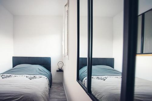 Studio cosy les pieds dans l'eau, climatisé, Parking privé, Vue montagne