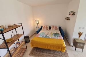 Appartement Studio Cosy Mandelieu Cannes Marina 1060 Avenue de la Marine Royale 06210 Mandelieu-la-Napoule Provence-Alpes-Côte d\'Azur