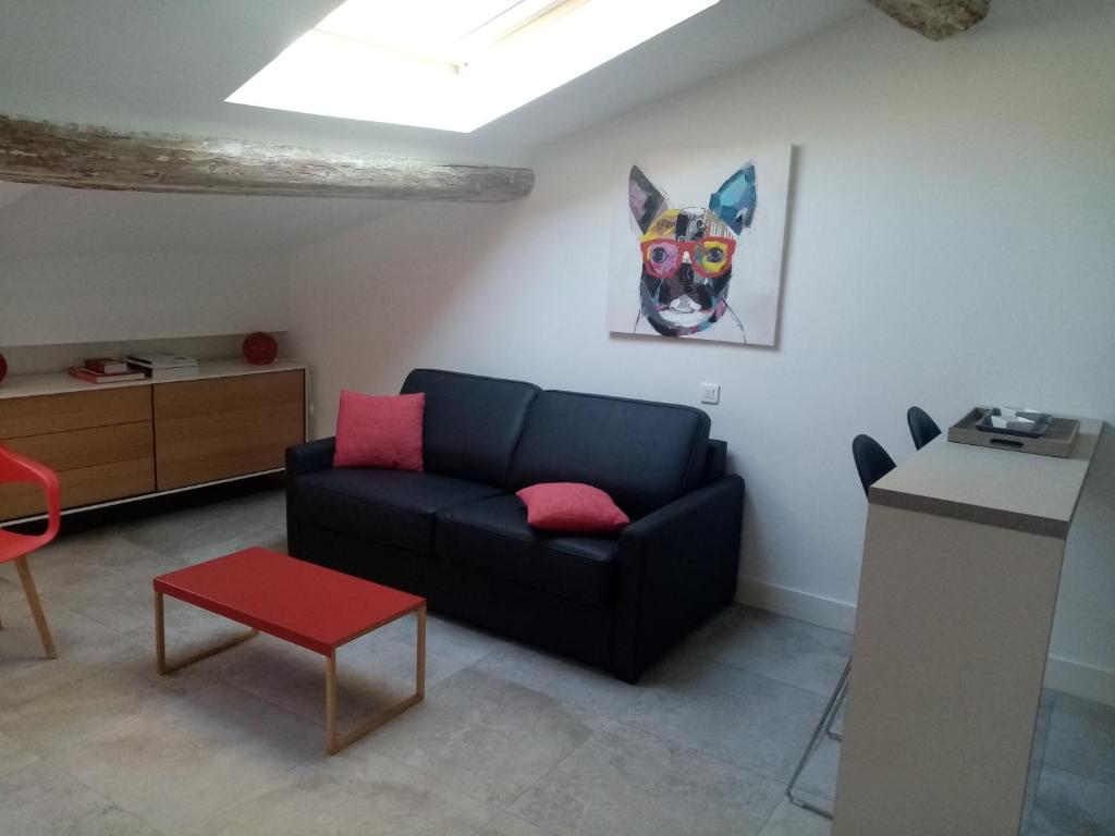 Appartement Studio cosy plein centre Cannes 5e étage 9 Rue des Belges 06400 Cannes